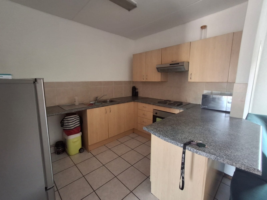 To Let 2 Bedroom Property for Rent in Comet Gauteng