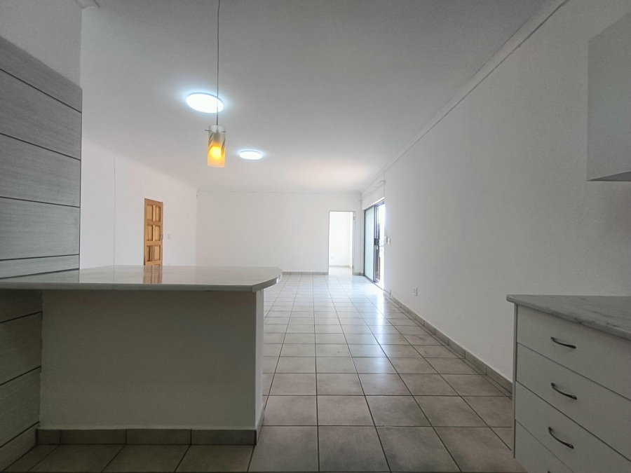 To Let 1 Bedroom Property for Rent in Mondeor Gauteng