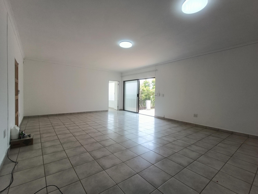 To Let 1 Bedroom Property for Rent in Mondeor Gauteng