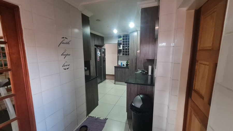 3 Bedroom Property for Sale in Kenleaf Gauteng