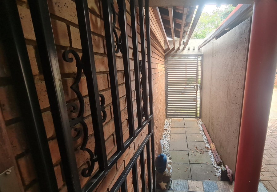 3 Bedroom Property for Sale in Kenleaf Gauteng