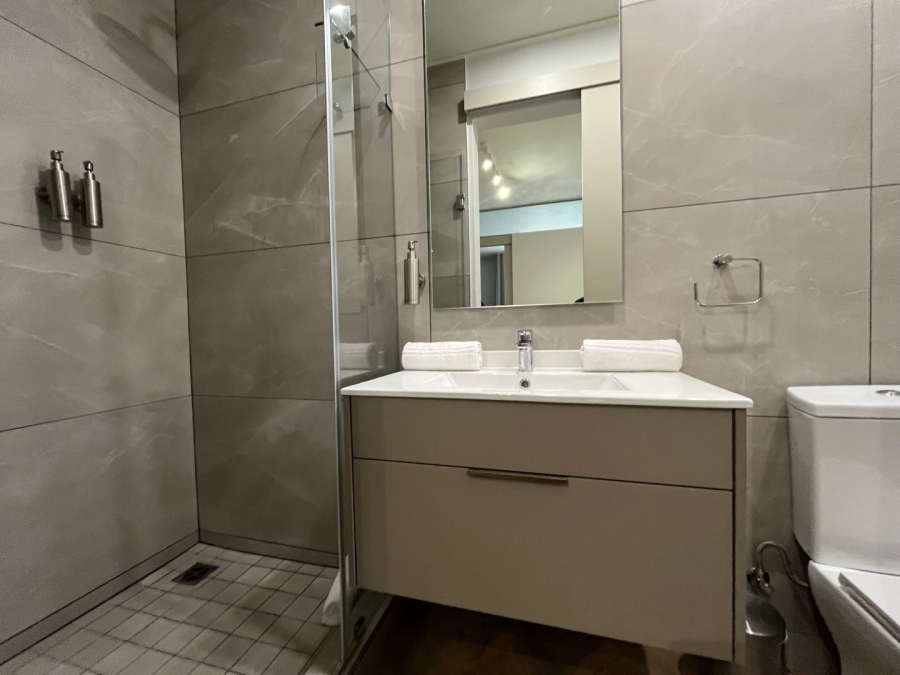 To Let 1 Bedroom Property for Rent in Rosebank Gauteng