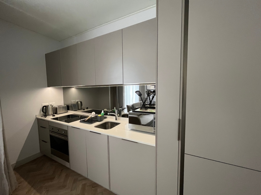 To Let 1 Bedroom Property for Rent in Rosebank Gauteng