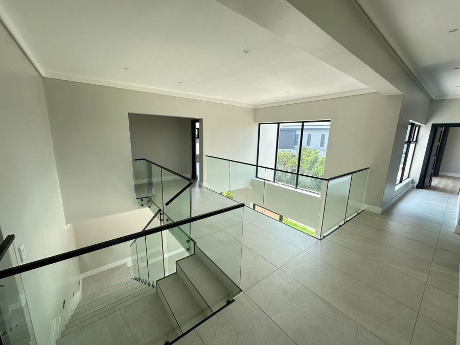 5 Bedroom Property for Sale in Midstream Ridge Gauteng