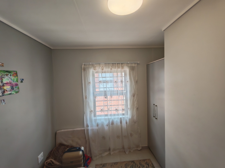 To Let 4 Bedroom Property for Rent in Leopard