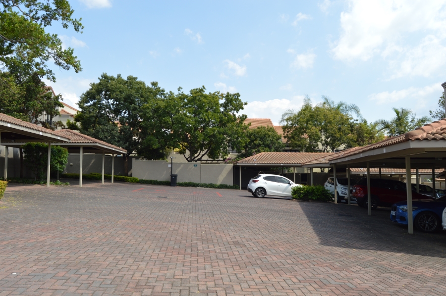 2 Bedroom Property for Sale in Douglasdale Gauteng