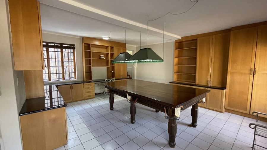 To Let 5 Bedroom Property for Rent in Waterkloof Heights Gauteng