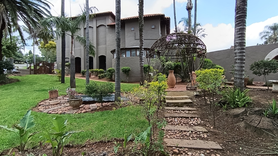 To Let 5 Bedroom Property for Rent in Waterkloof Heights Gauteng