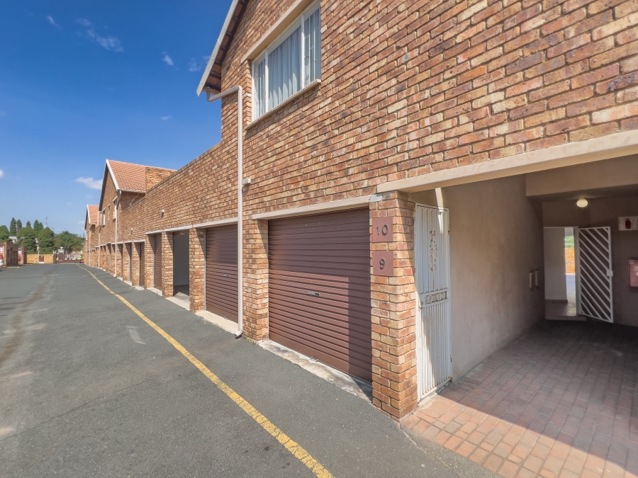 3 Bedroom Property for Sale in Terenure Gauteng