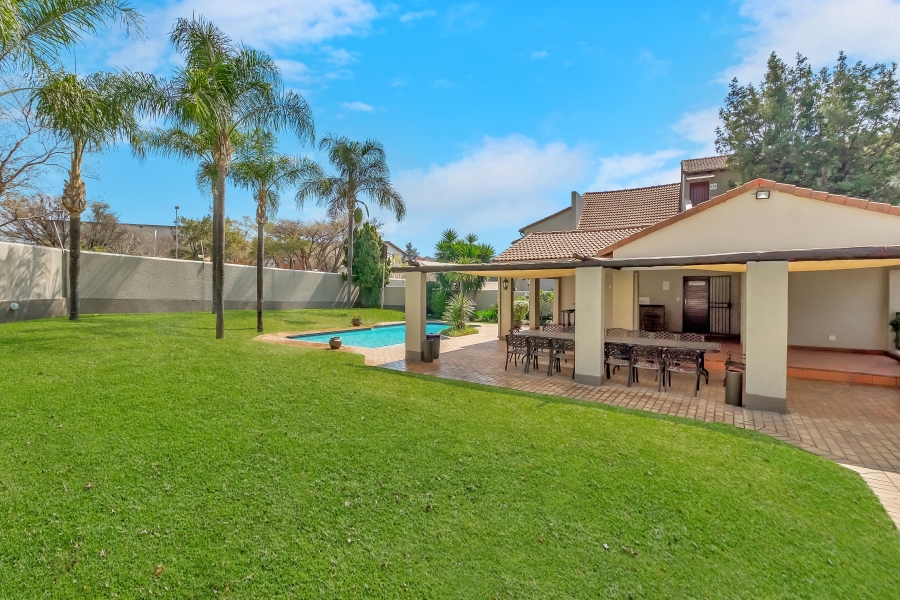 2 Bedroom Property for Sale in Paulshof Gauteng