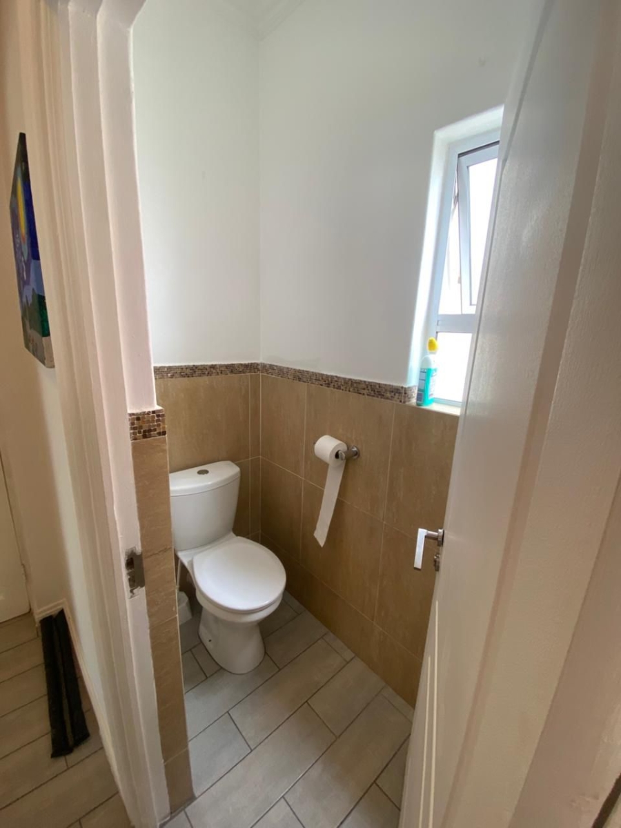 3 Bedroom Property for Sale in Greenstone Hill Gauteng