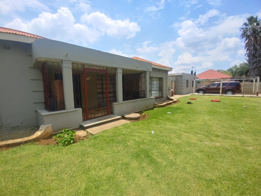 7 Bedroom Property for Sale in Vereeniging Gauteng