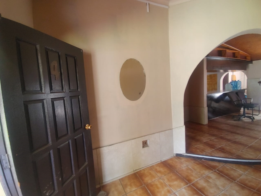7 Bedroom Property for Sale in Vereeniging Gauteng