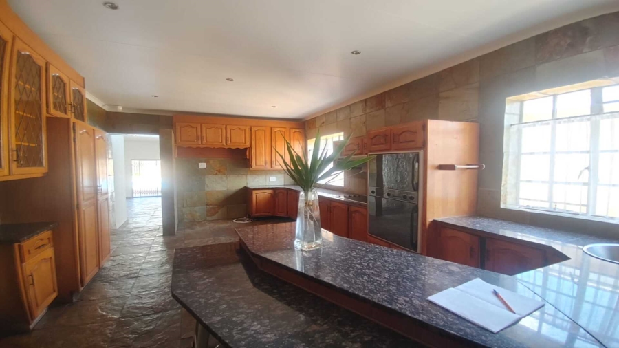 4 Bedroom Property for Sale in Vanderbijlpark SW 5 Gauteng