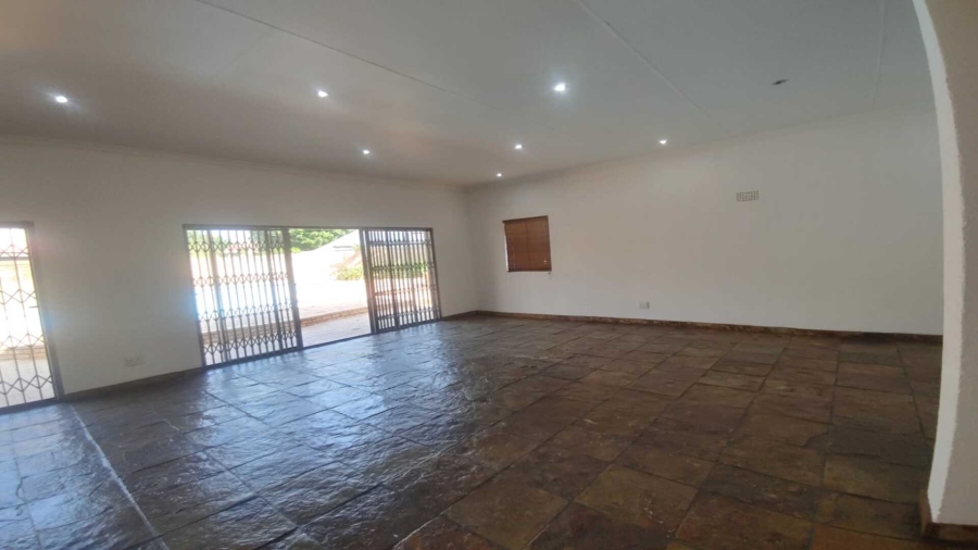 4 Bedroom Property for Sale in Vanderbijlpark SW 5 Gauteng