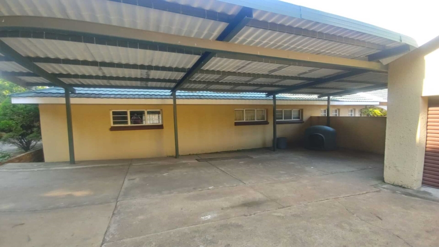 4 Bedroom Property for Sale in Vanderbijlpark SW 5 Gauteng