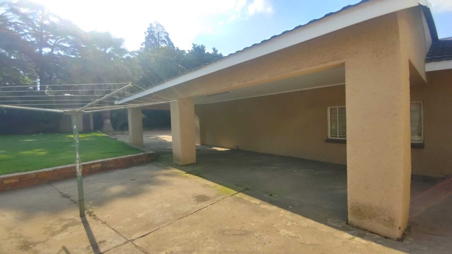 4 Bedroom Property for Sale in Vanderbijlpark SW 5 Gauteng