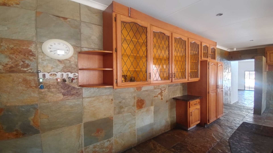 4 Bedroom Property for Sale in Vanderbijlpark SW 5 Gauteng