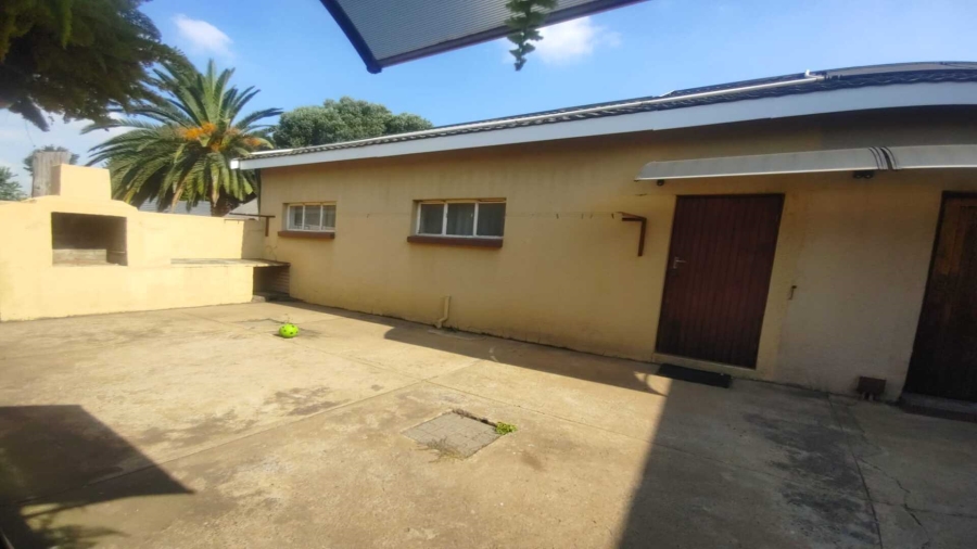 4 Bedroom Property for Sale in Vanderbijlpark SW 5 Gauteng