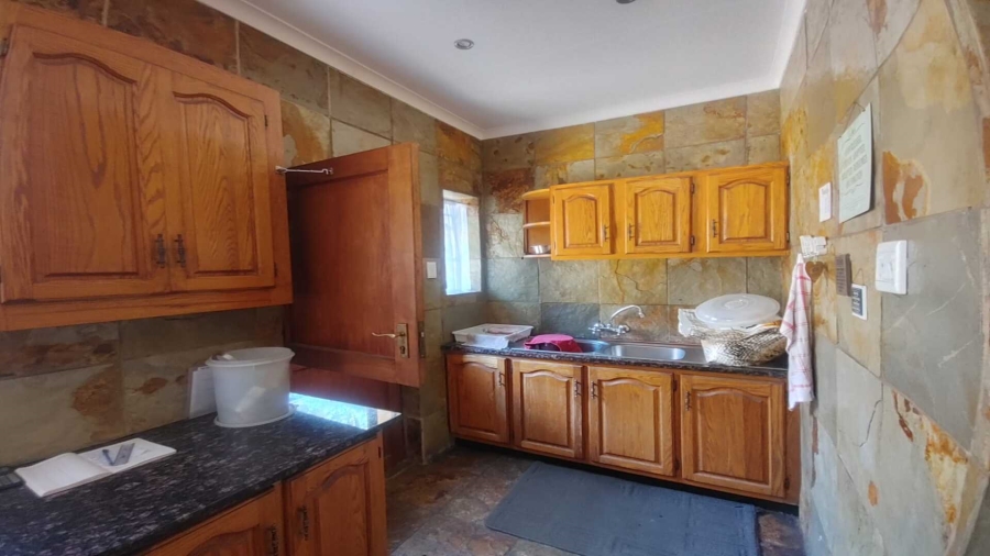 4 Bedroom Property for Sale in Vanderbijlpark SW 5 Gauteng