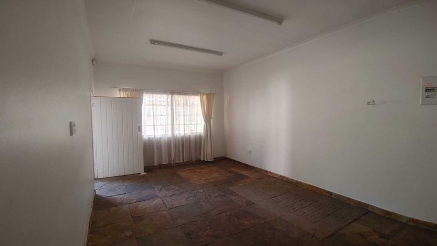 4 Bedroom Property for Sale in Vanderbijlpark SW 5 Gauteng