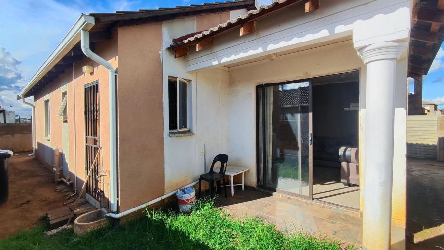 3 Bedroom Property for Sale in Windmill Park Gauteng