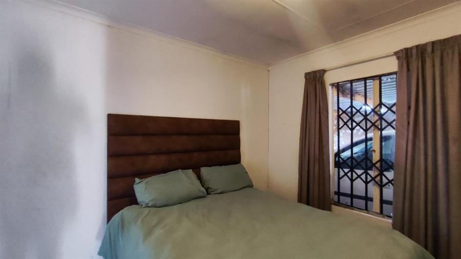 3 Bedroom Property for Sale in Windmill Park Gauteng