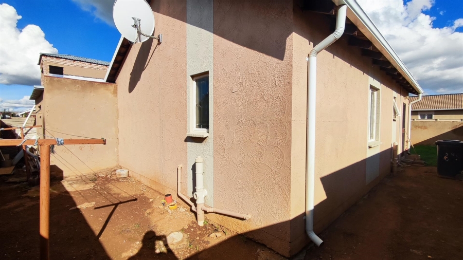 3 Bedroom Property for Sale in Windmill Park Gauteng