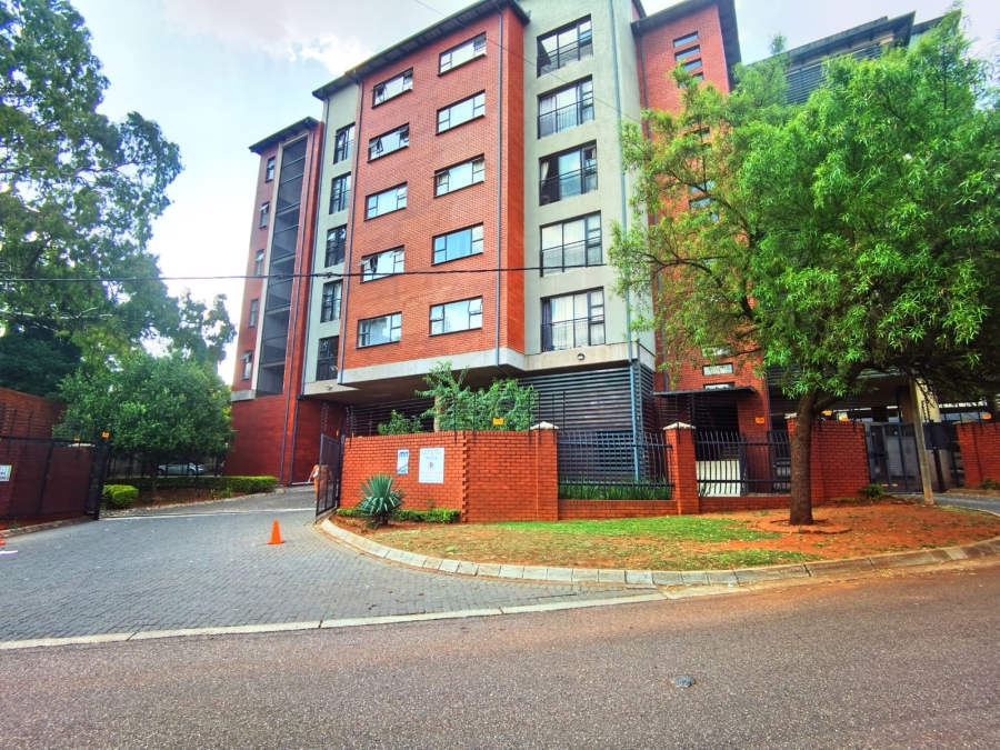 2 Bedroom Property for Sale in Die Hoewes Gauteng
