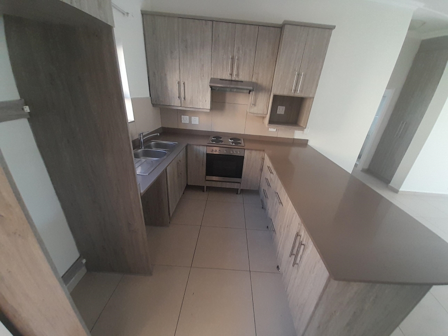 To Let 2 Bedroom Property for Rent in Ormonde Gauteng