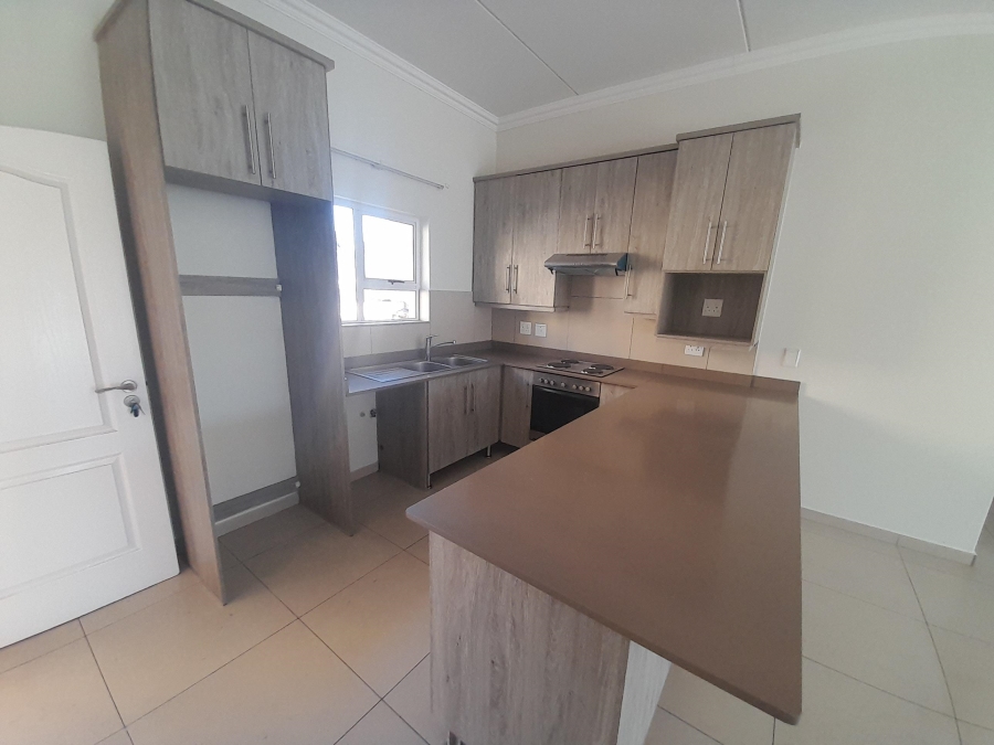 To Let 2 Bedroom Property for Rent in Ormonde Gauteng