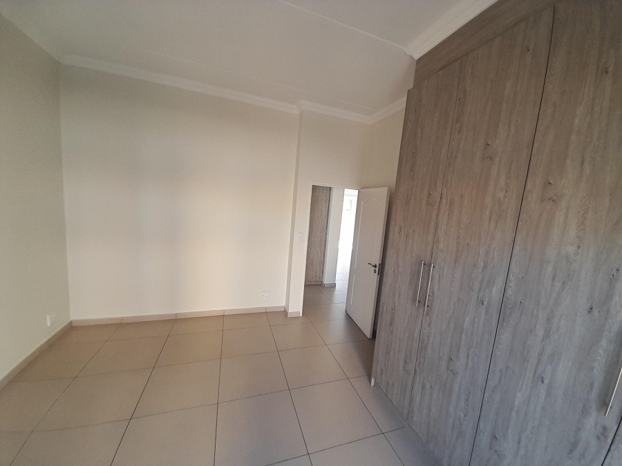To Let 2 Bedroom Property for Rent in Ormonde Gauteng