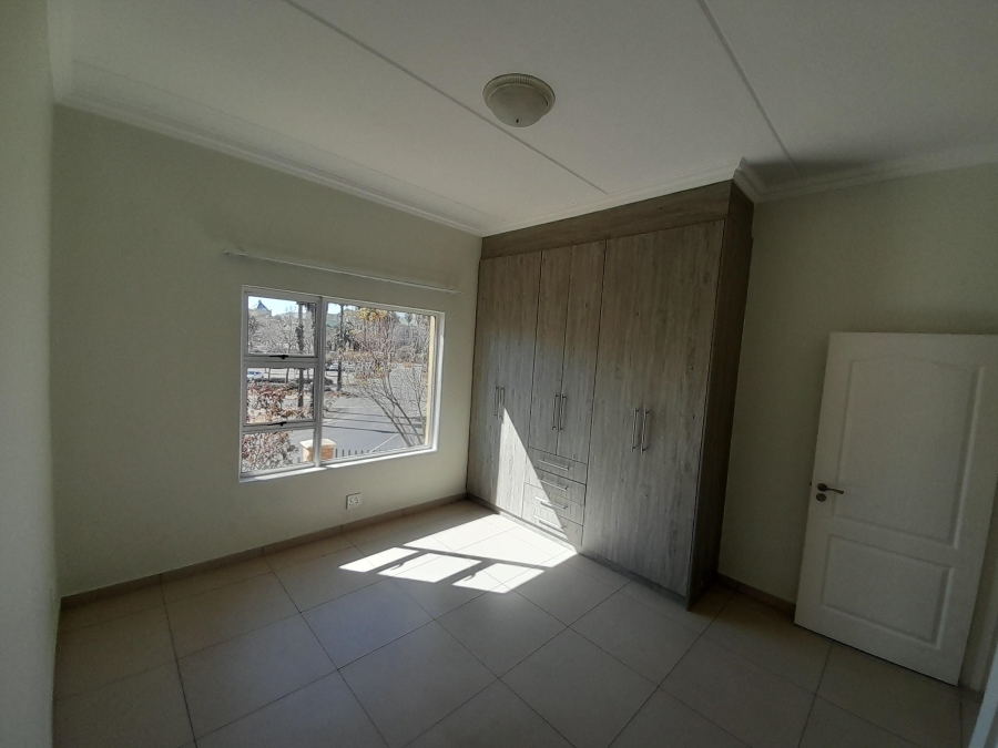To Let 2 Bedroom Property for Rent in Ormonde Gauteng