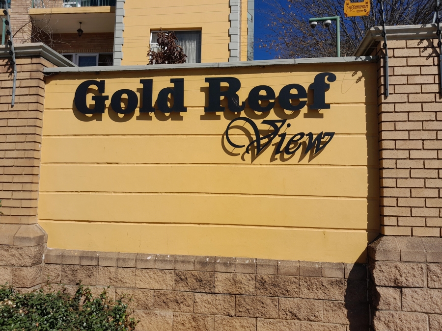 To Let 2 Bedroom Property for Rent in Ormonde Gauteng