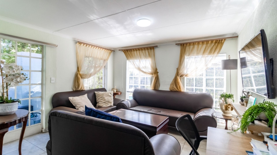 2 Bedroom Property for Sale in Eden Glen Gauteng