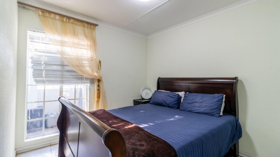 2 Bedroom Property for Sale in Eden Glen Gauteng