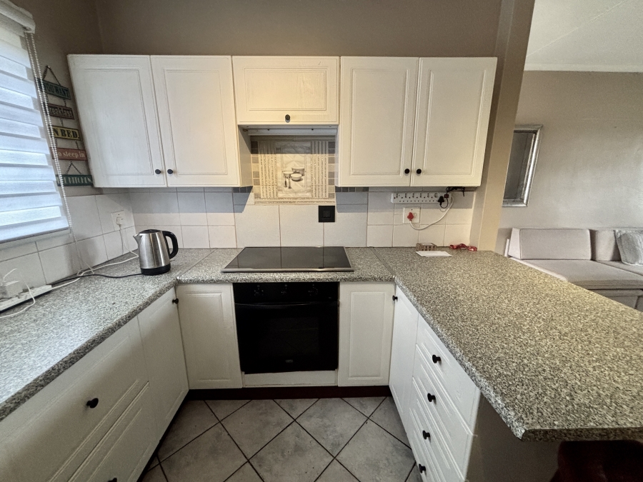 2 Bedroom Property for Sale in Wapadrand Gauteng