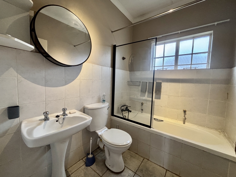 2 Bedroom Property for Sale in Wapadrand Gauteng