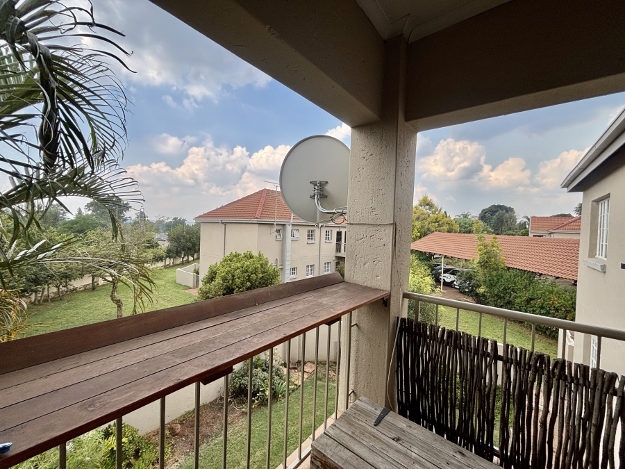 2 Bedroom Property for Sale in Wapadrand Gauteng