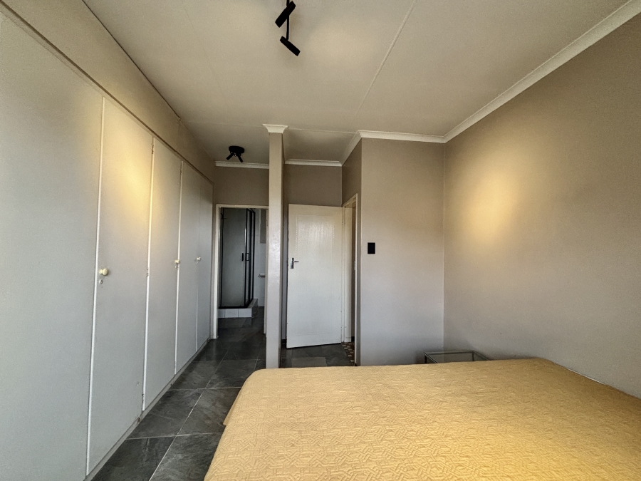 2 Bedroom Property for Sale in Wapadrand Gauteng