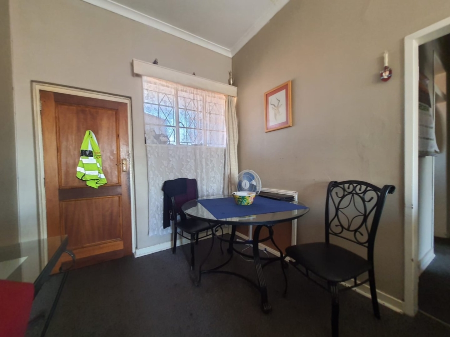 1 Bedroom Property for Sale in Activia Park Gauteng