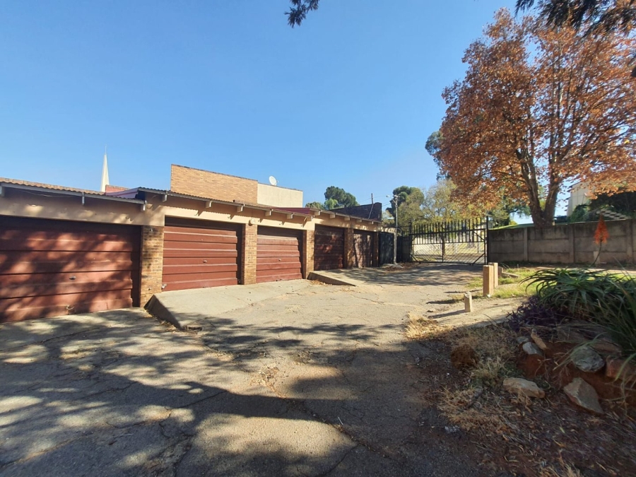 1 Bedroom Property for Sale in Activia Park Gauteng