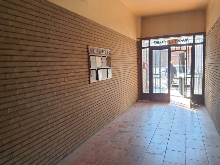 1 Bedroom Property for Sale in Activia Park Gauteng