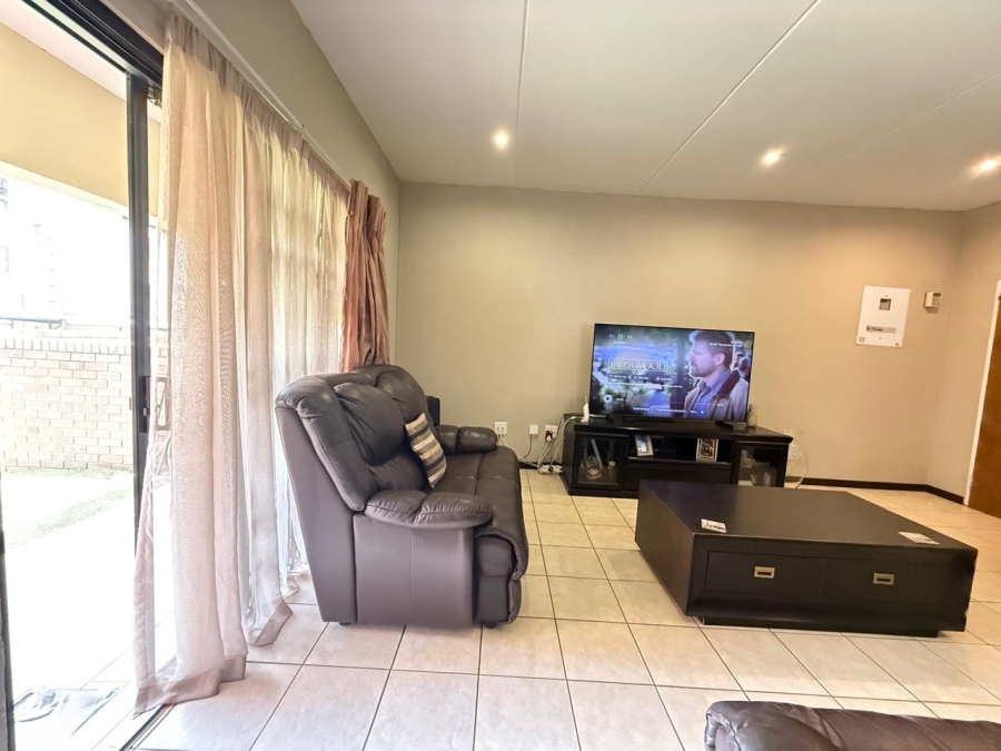 3 Bedroom Property for Sale in Wilgeheuwel Gauteng