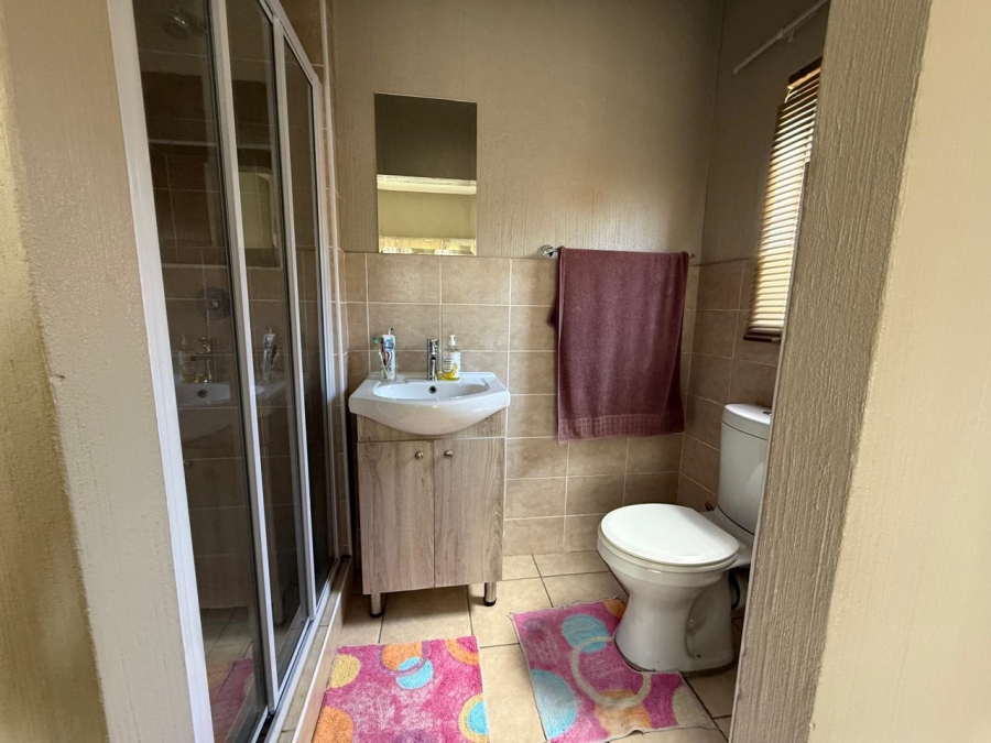 3 Bedroom Property for Sale in Wilgeheuwel Gauteng
