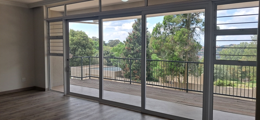 To Let 2 Bedroom Property for Rent in Kenmare Gauteng