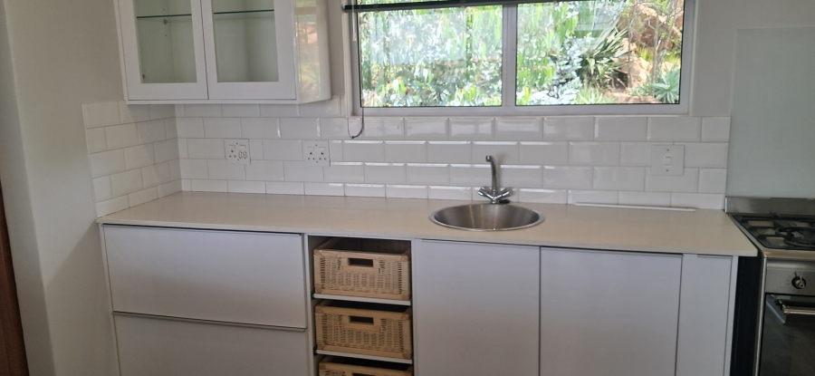 To Let 2 Bedroom Property for Rent in Kenmare Gauteng