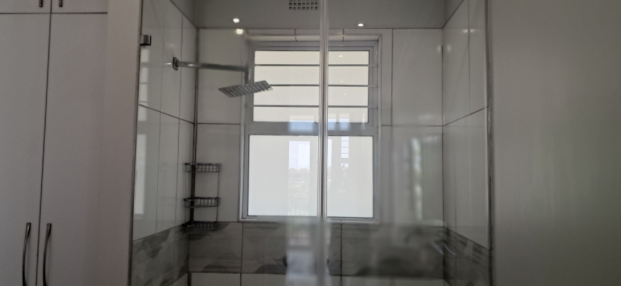 To Let 2 Bedroom Property for Rent in Kenmare Gauteng