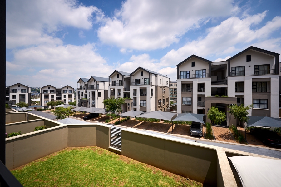 2 Bedroom Property for Sale in Waterfall Gauteng