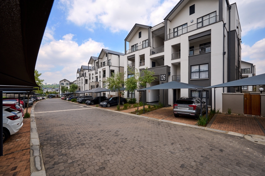 2 Bedroom Property for Sale in Waterfall Gauteng
